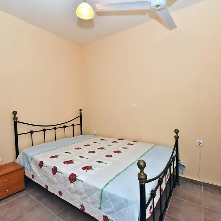 Tzelepis House By Travelpro Services - Halkidiki Lägenhet